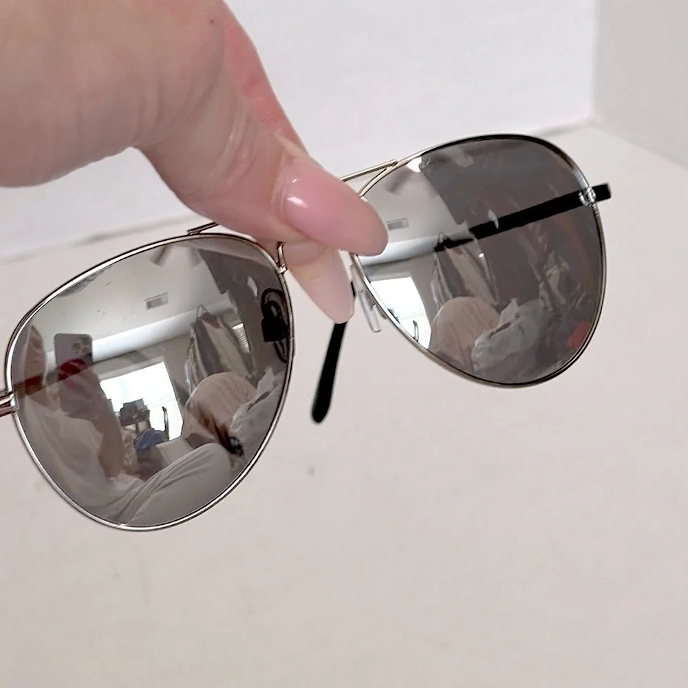Foster Grant Dolly Silver Aviator Sunnies EUC